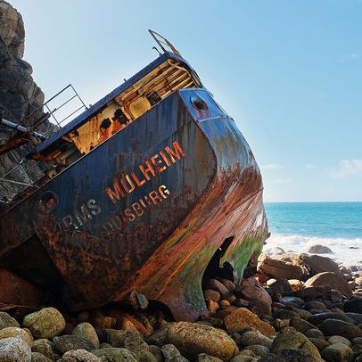 sennen shipwreck on the shore