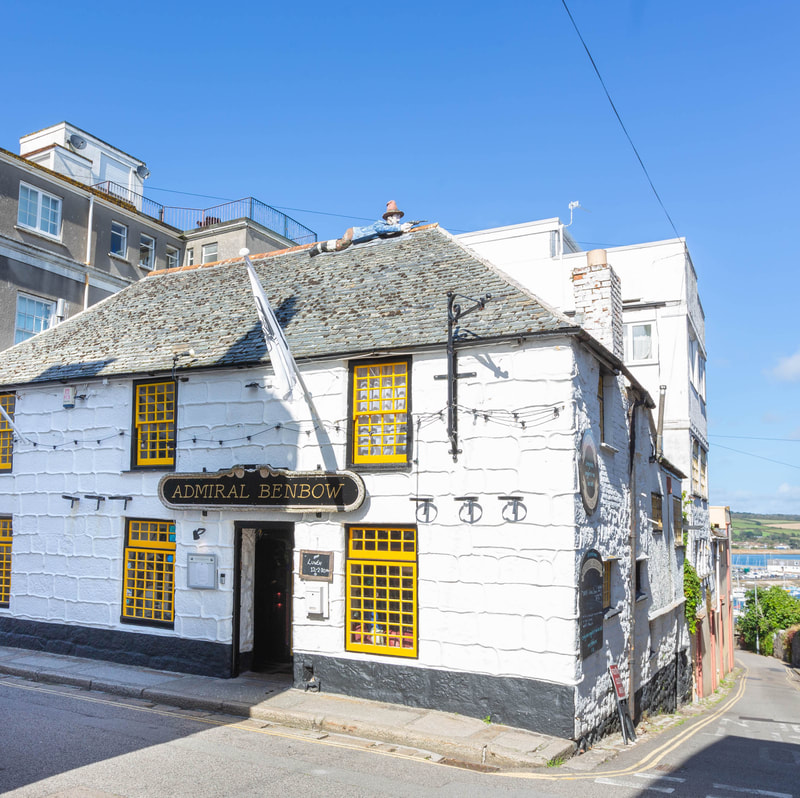 famous smugglers pub in penzance